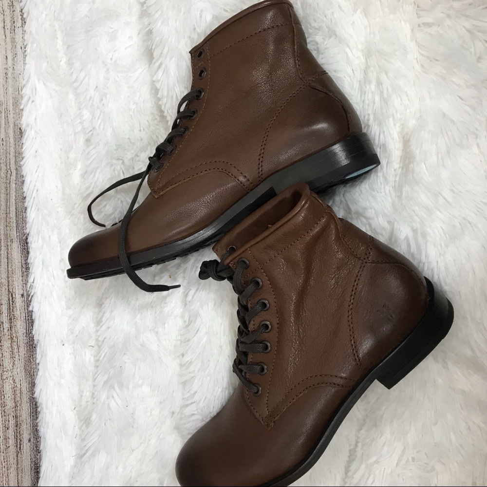 Frye Tyler boots in size 8.5 - Picture 3 of 8